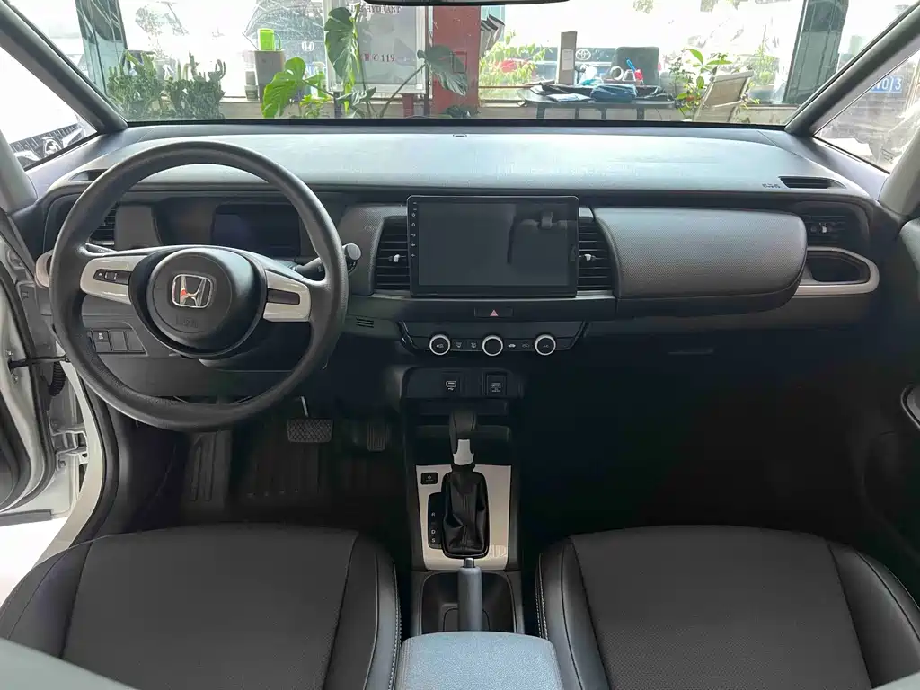 Honda Fit — миниатюра 8