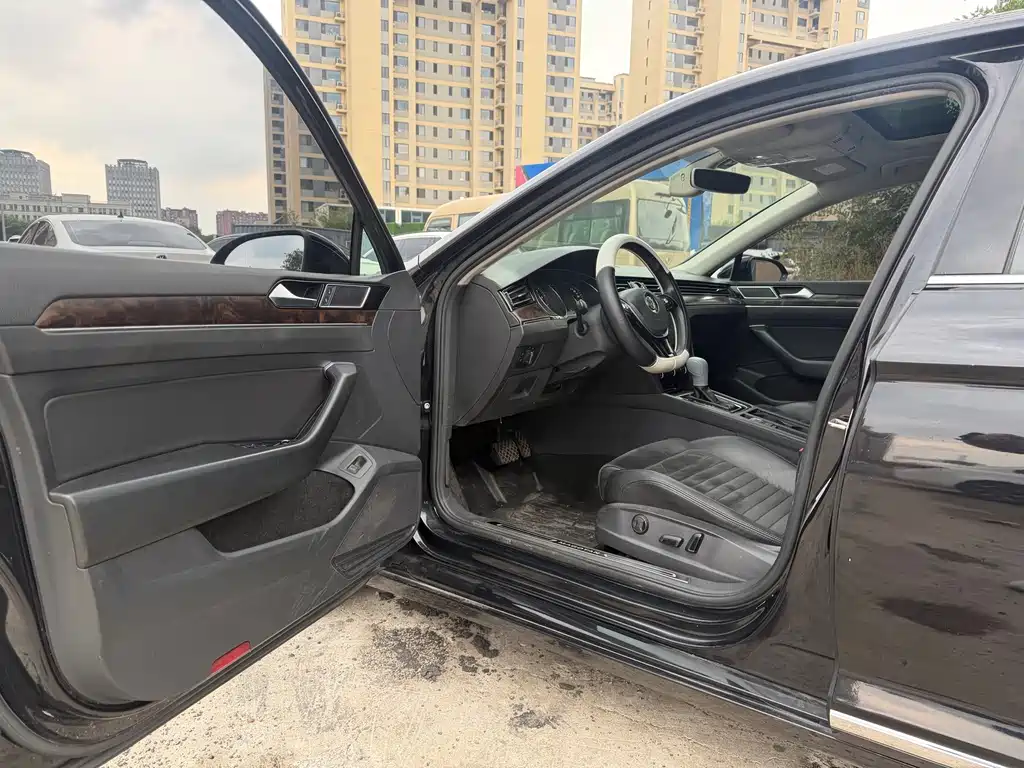 Volkswagen Magotan — миниатюра 4