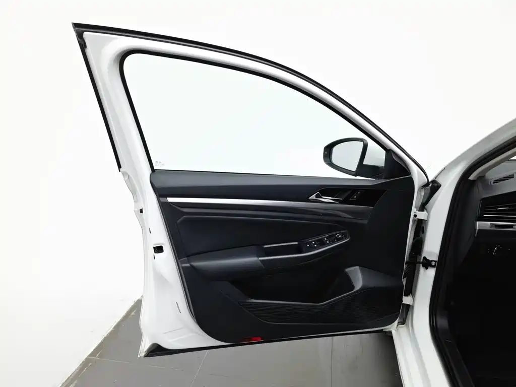 Volkswagen Bora — миниатюра 8