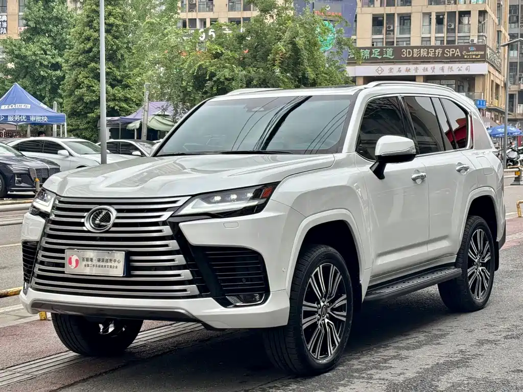 LEXUS LX