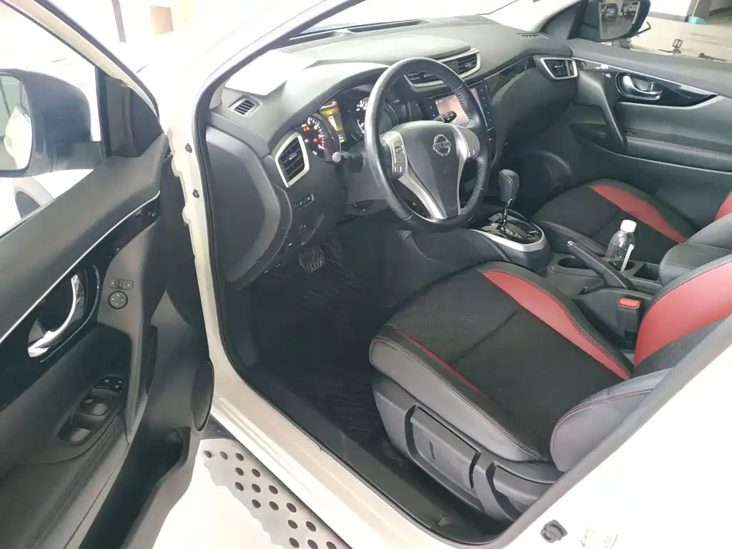 Nissan Qashqai — миниатюра 16