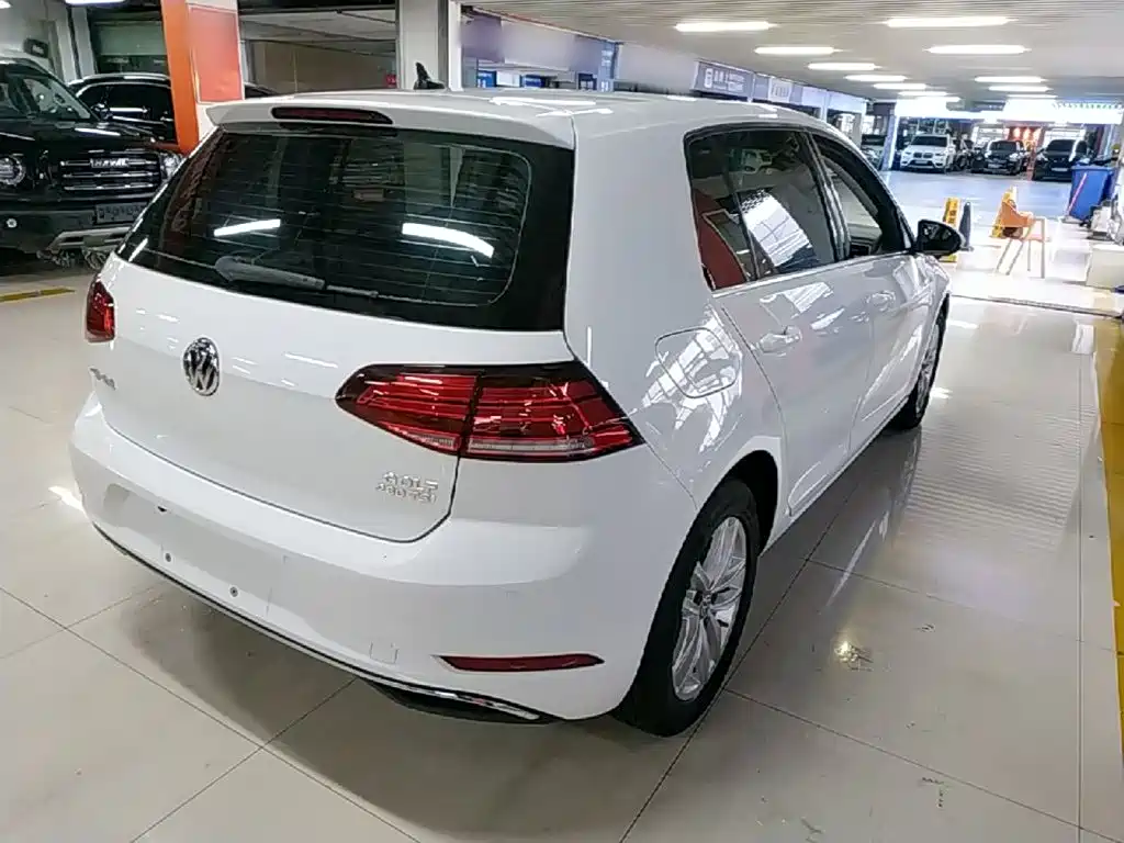 Volkswagen Golf — миниатюра 7