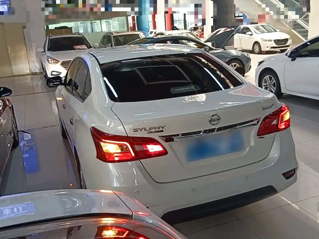 Nissan Sylphy — миниатюра 5