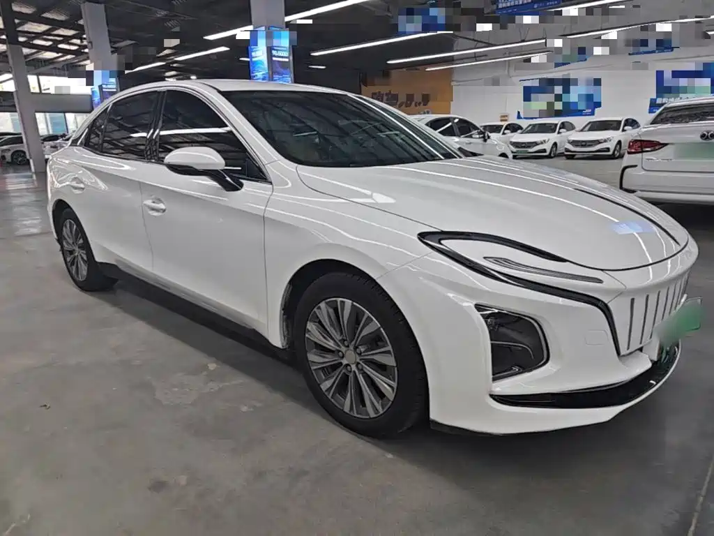 Hongqi Hongqi E-QM5 — миниатюра 4