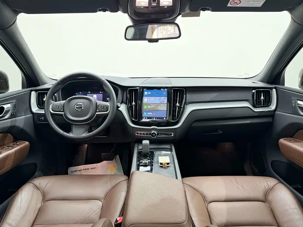 Volvo XC60 — миниатюра 13
