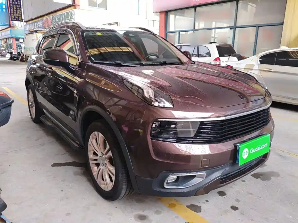 Lynk & Co 01 — миниатюра 4