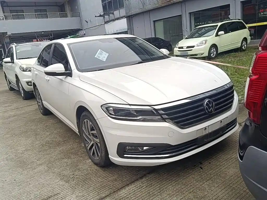 Volkswagen Lavida — миниатюра 4