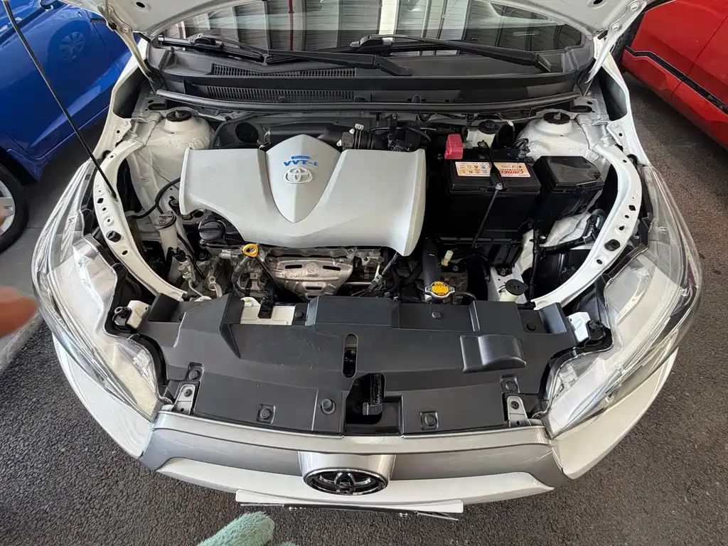 Toyota Yaris L — миниатюра 13