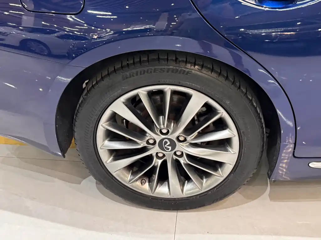 Infiniti Q50L — миниатюра 27