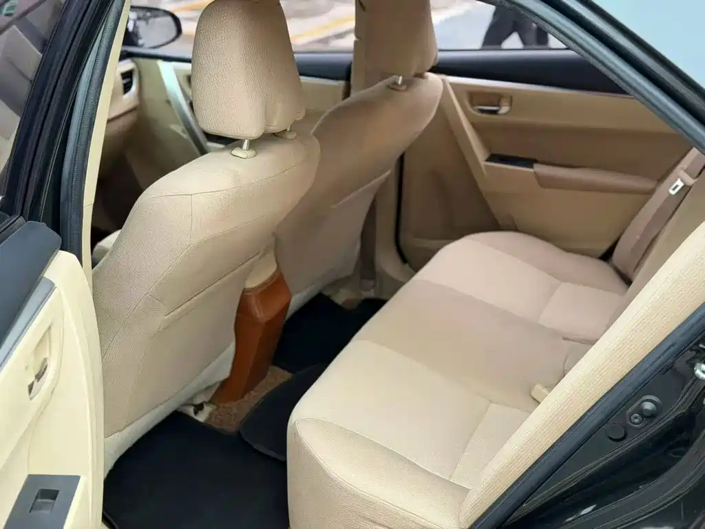 Toyota Corolla — миниатюра 4