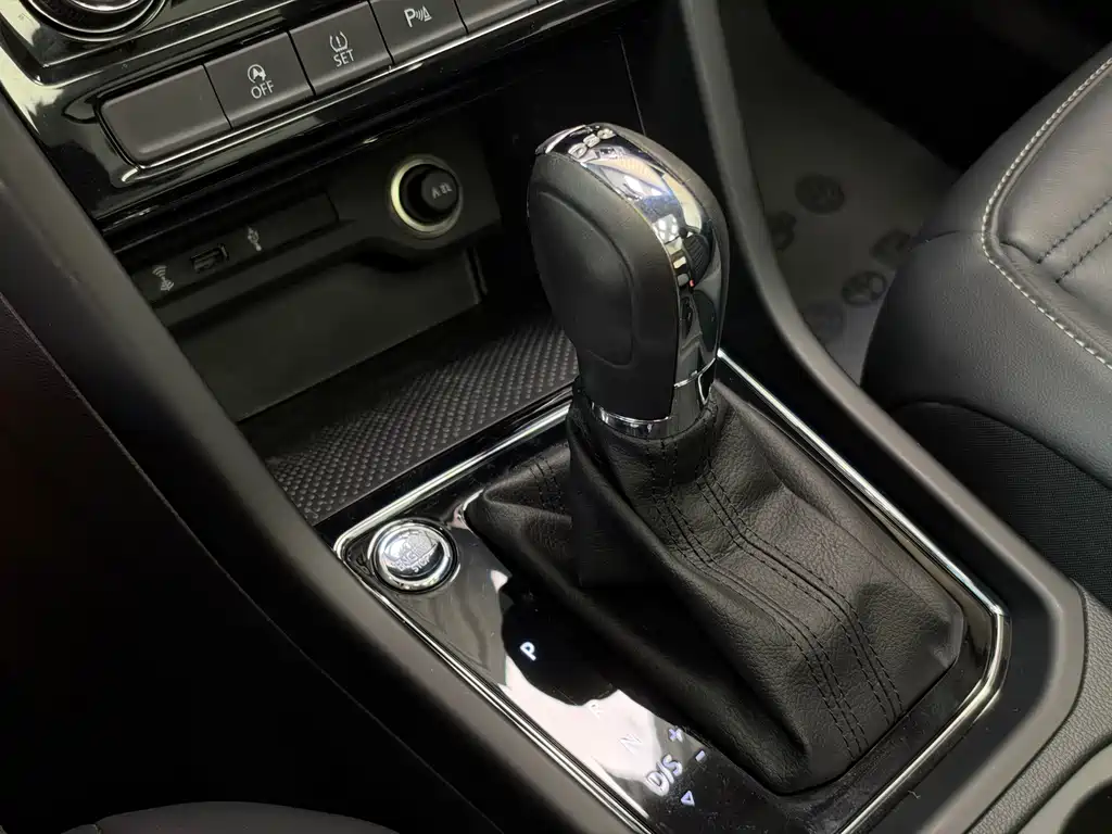 Volkswagen Touran — миниатюра 17