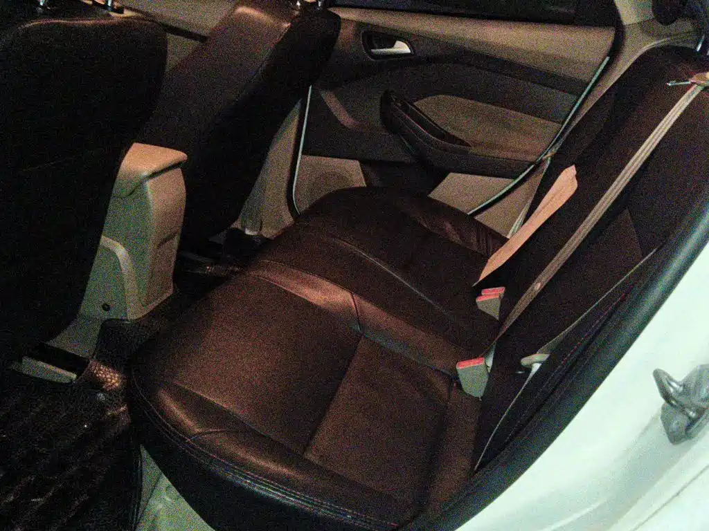 Ford Focus — миниатюра 13