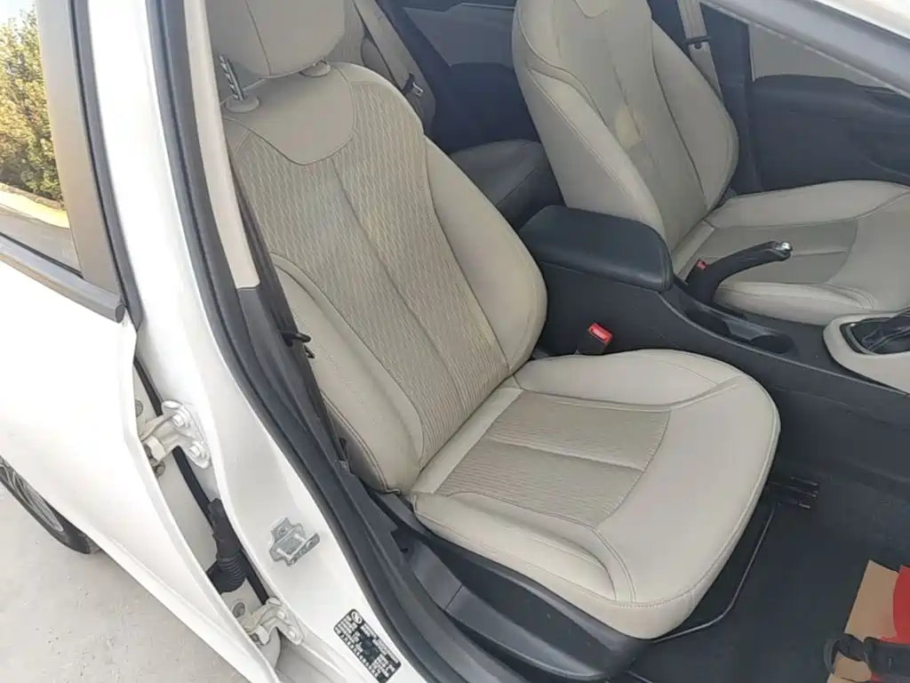 Buick Excelle — миниатюра 25