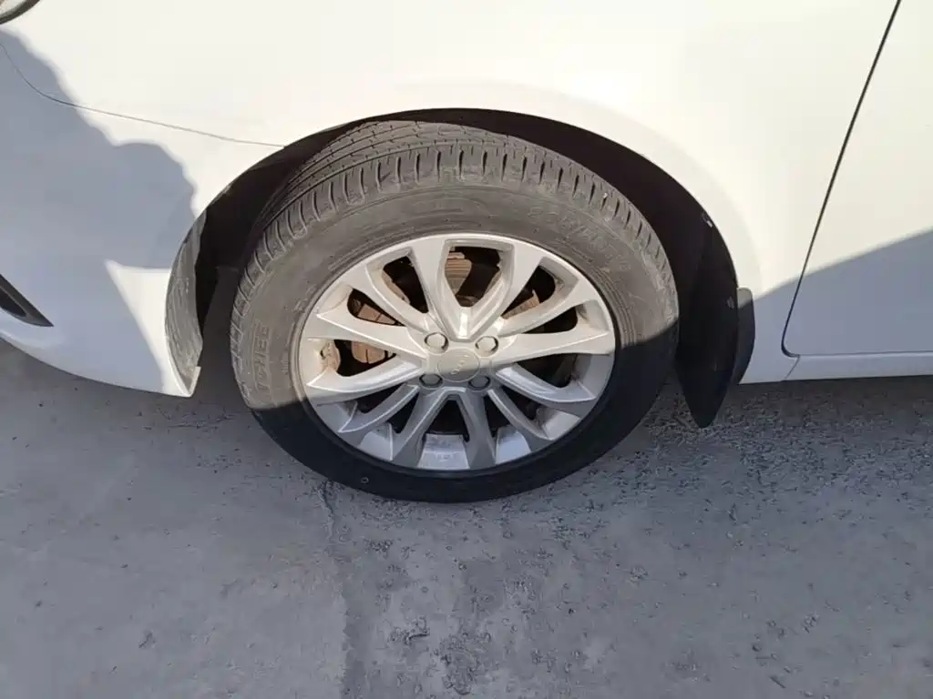 Geely Vision — миниатюра 23