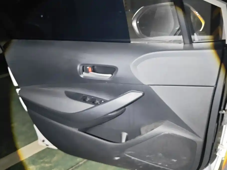 Toyota Corolla — миниатюра 7