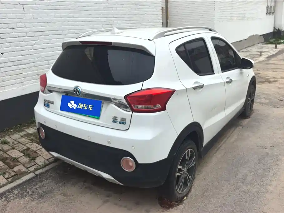 BAIC New Energy EC — миниатюра 3