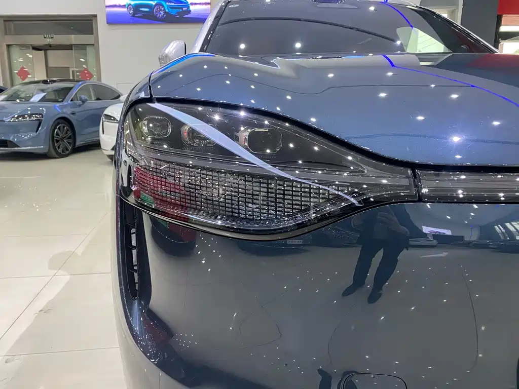 AITO ASK THE WORLD M9