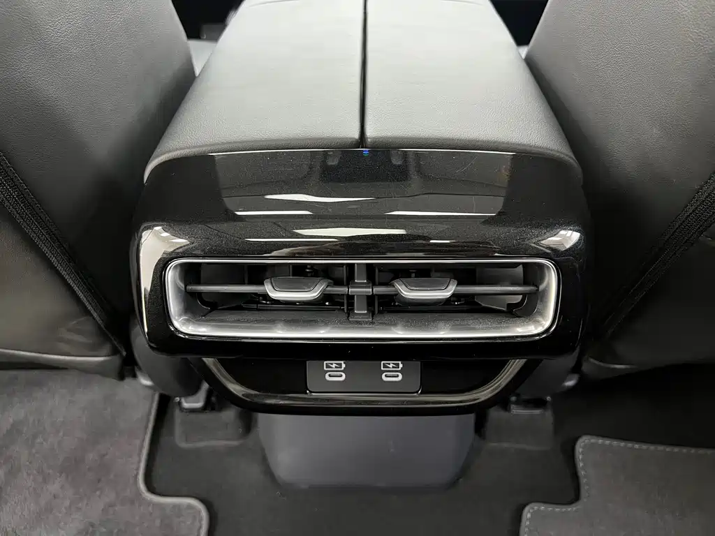 Honda P7 — миниатюра 18