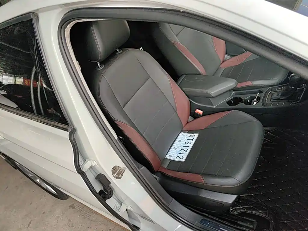 Volkswagen Bora — миниатюра 25