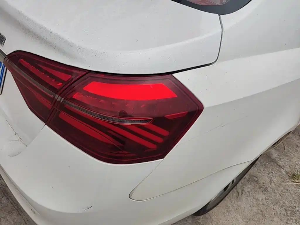 Geely Emgrand — миниатюра 8
