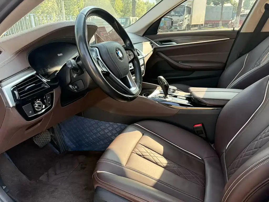 BMW 5 SERIES NEW ENERGY