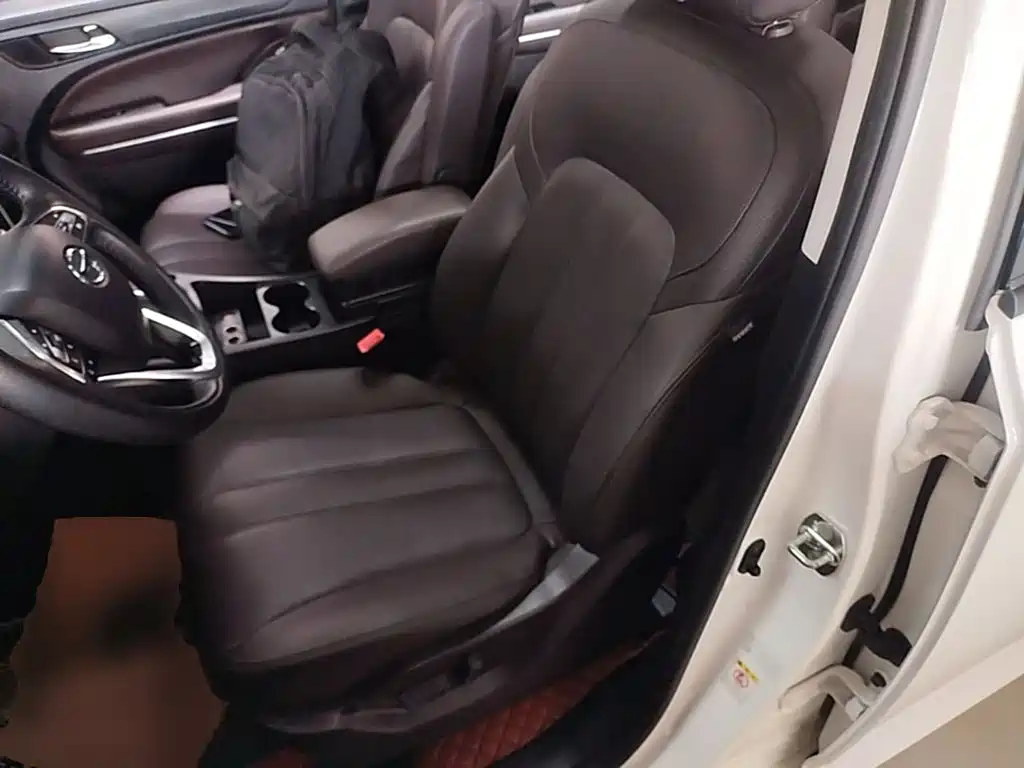 GAC Motor Trumpchi M6 — миниатюра 15