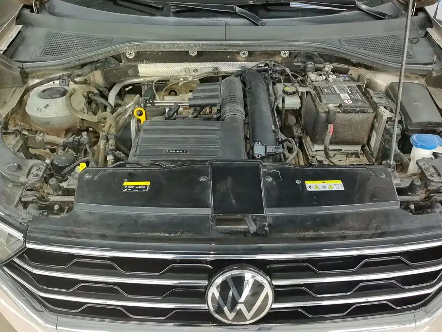 Volkswagen T-Roc — миниатюра 10