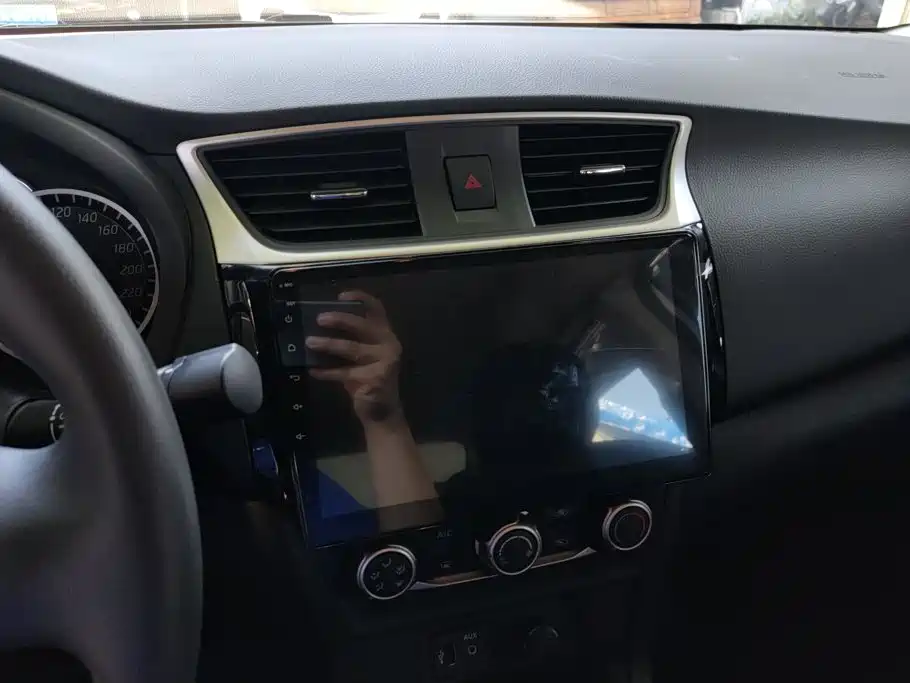 Nissan Sylphy — миниатюра 13
