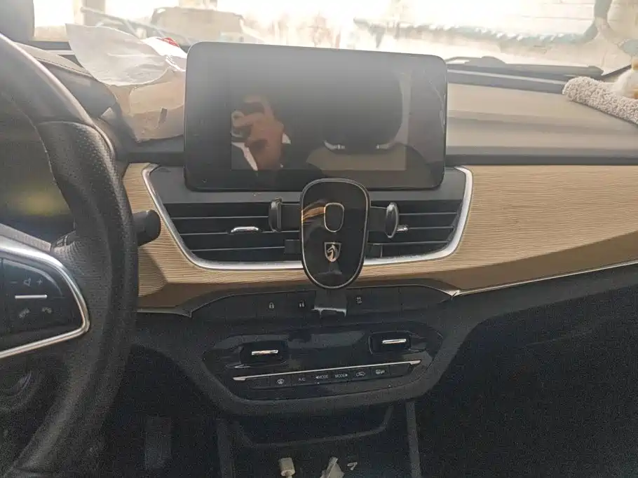 Baojun 360 — миниатюра 13