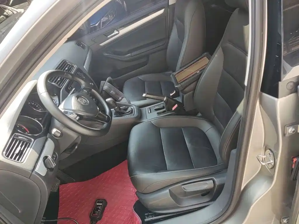 Volkswagen Sagitar — миниатюра 15