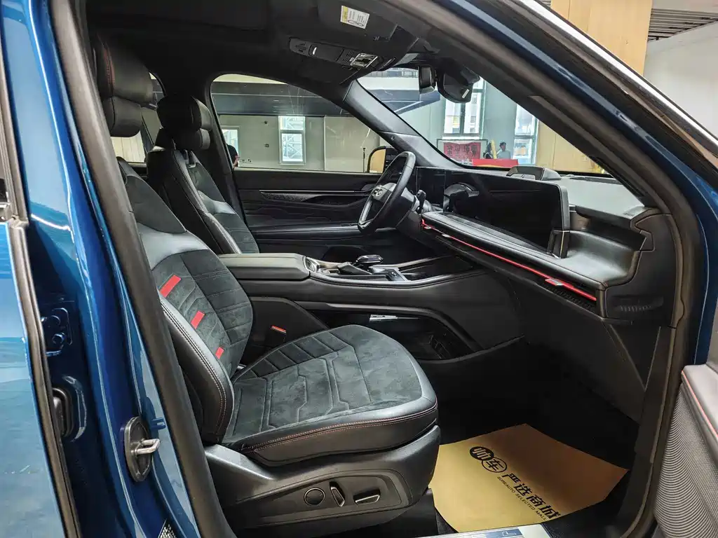 Ford Edge — миниатюра 8