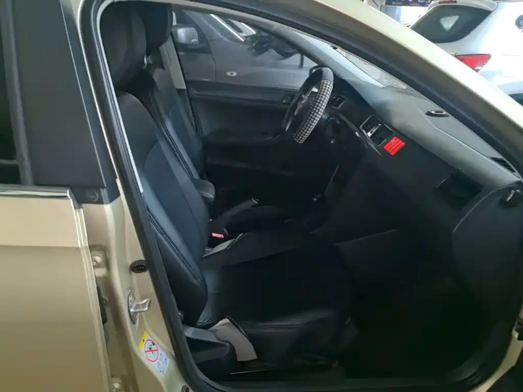 Volkswagen Santana — миниатюра 25