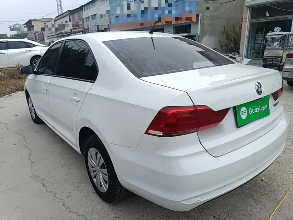 Volkswagen Santana — миниатюра 5
