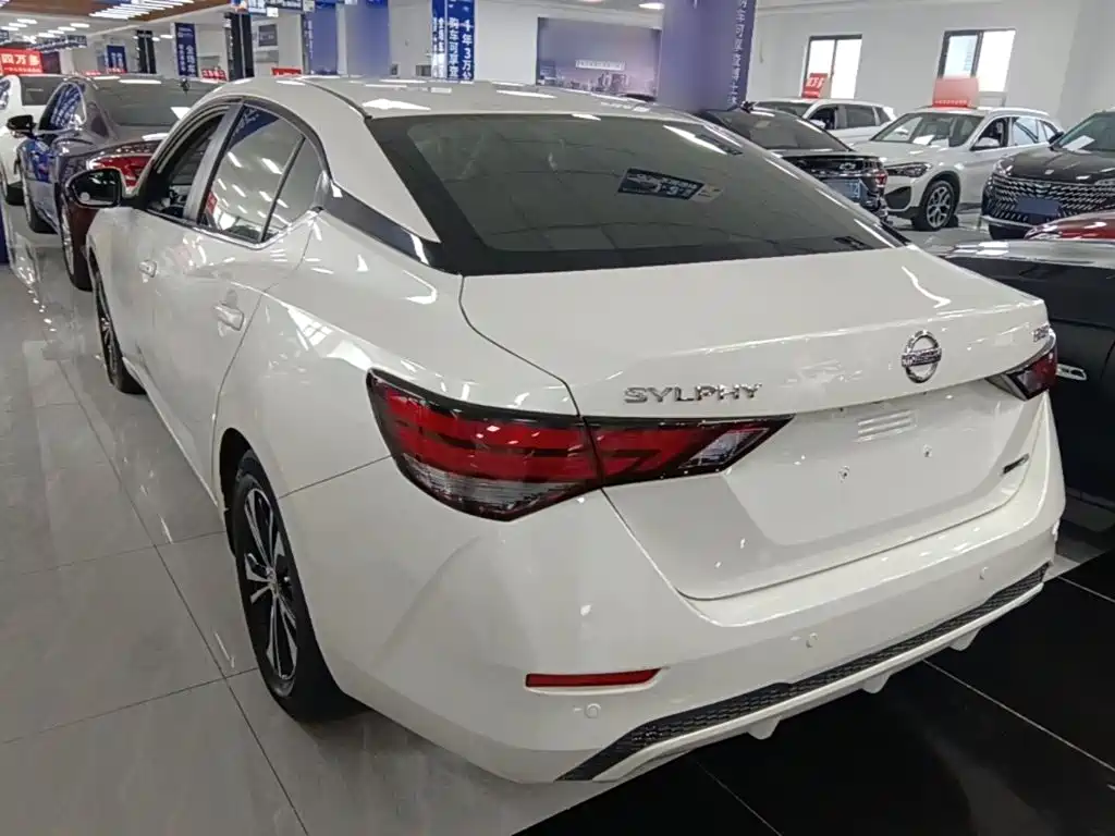 Nissan Sylphy — миниатюра 5