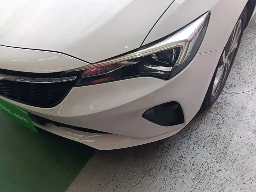 Buick Verano — миниатюра 24