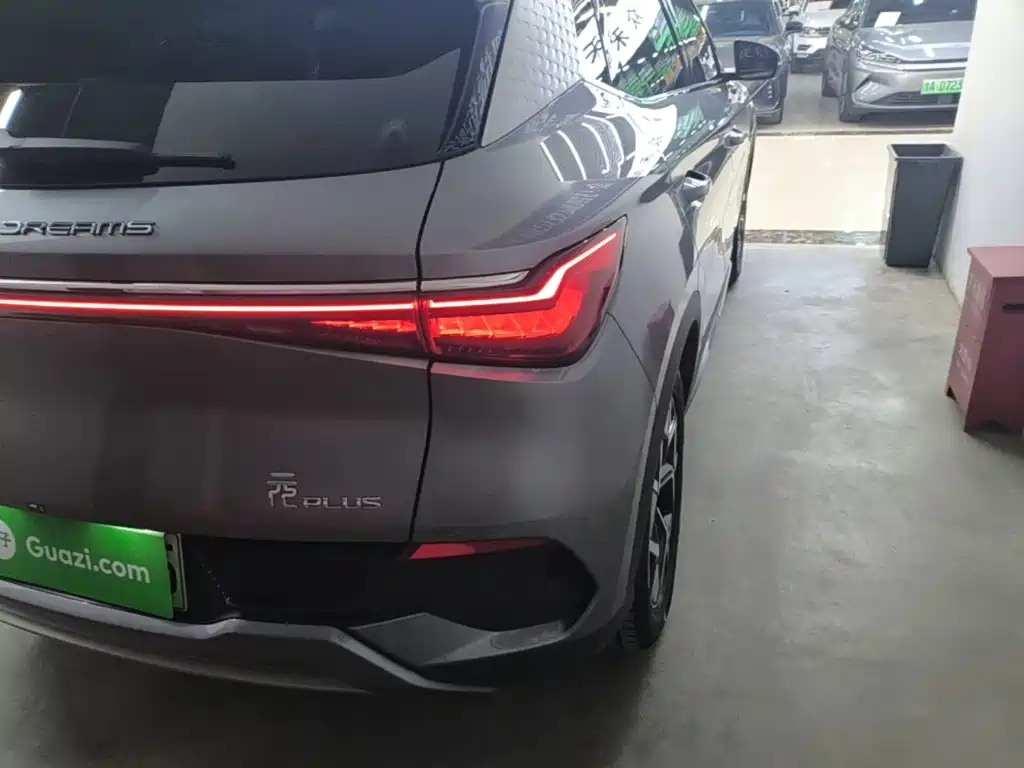 BYD Yuan Plus — миниатюра 8