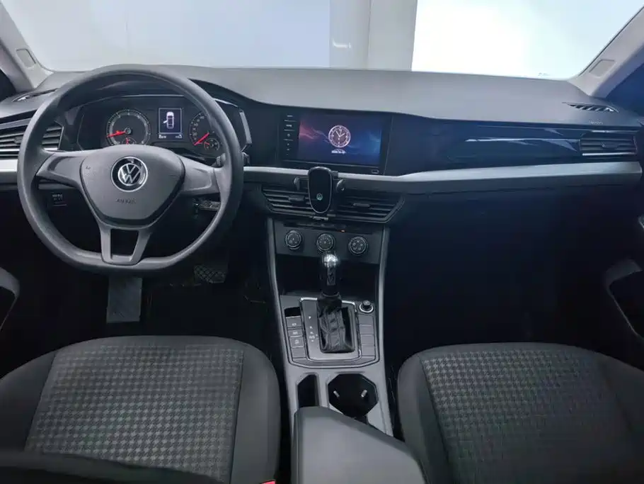 Volkswagen Bora — миниатюра 12