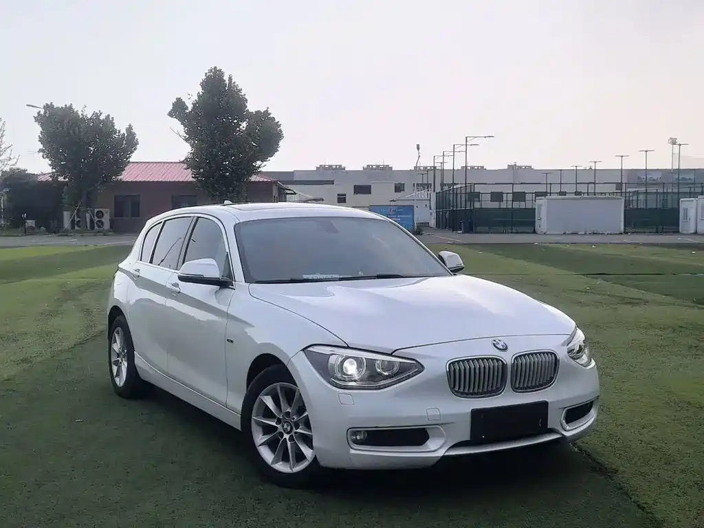 BMW 1 Series (Import) — миниатюра 3