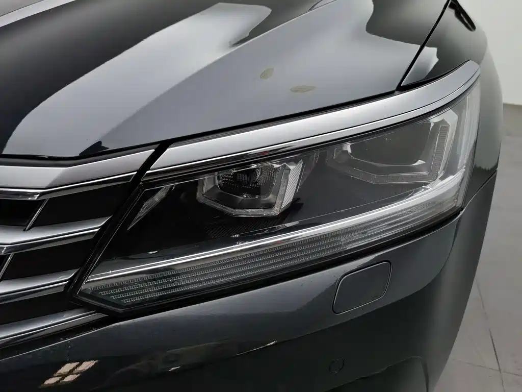 Volkswagen Passat — миниатюра 7