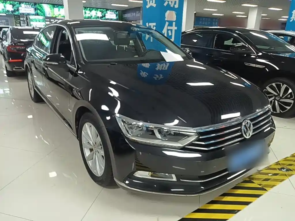 Volkswagen Magotan — миниатюра 4