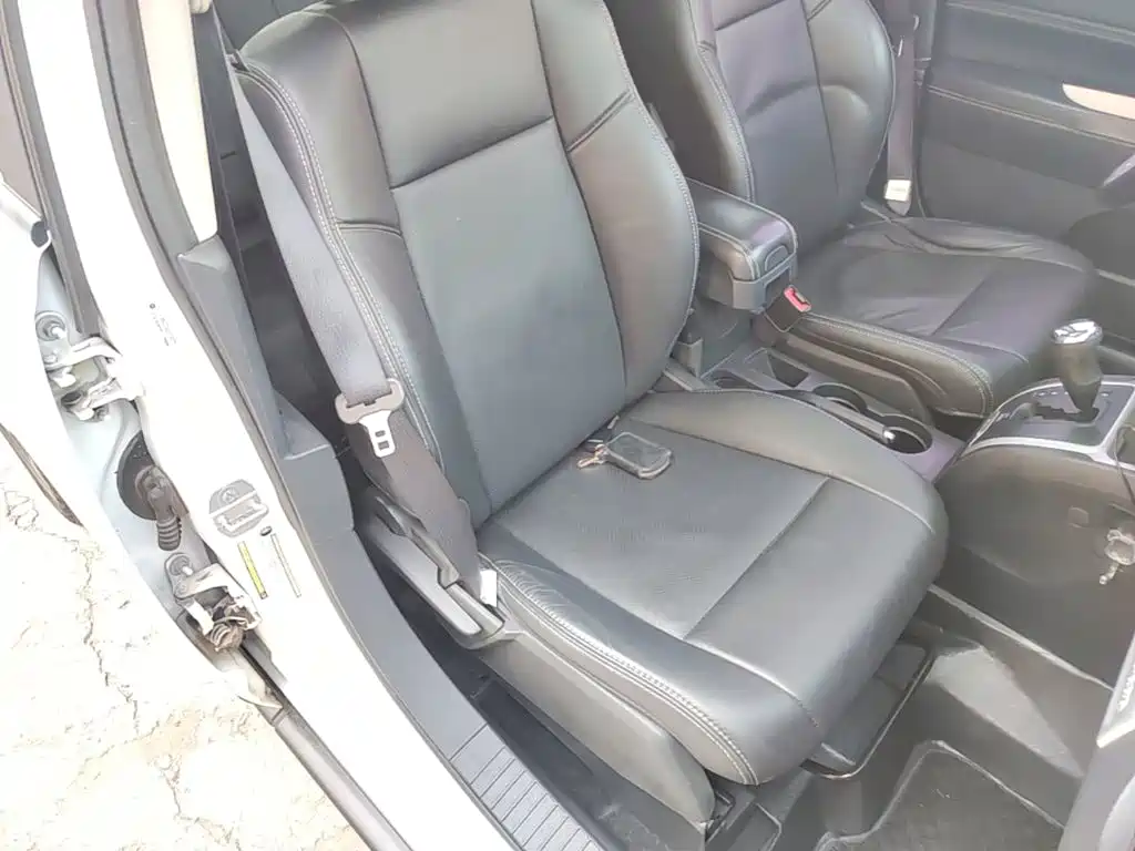 Jeep Compass (Import) — миниатюра 25