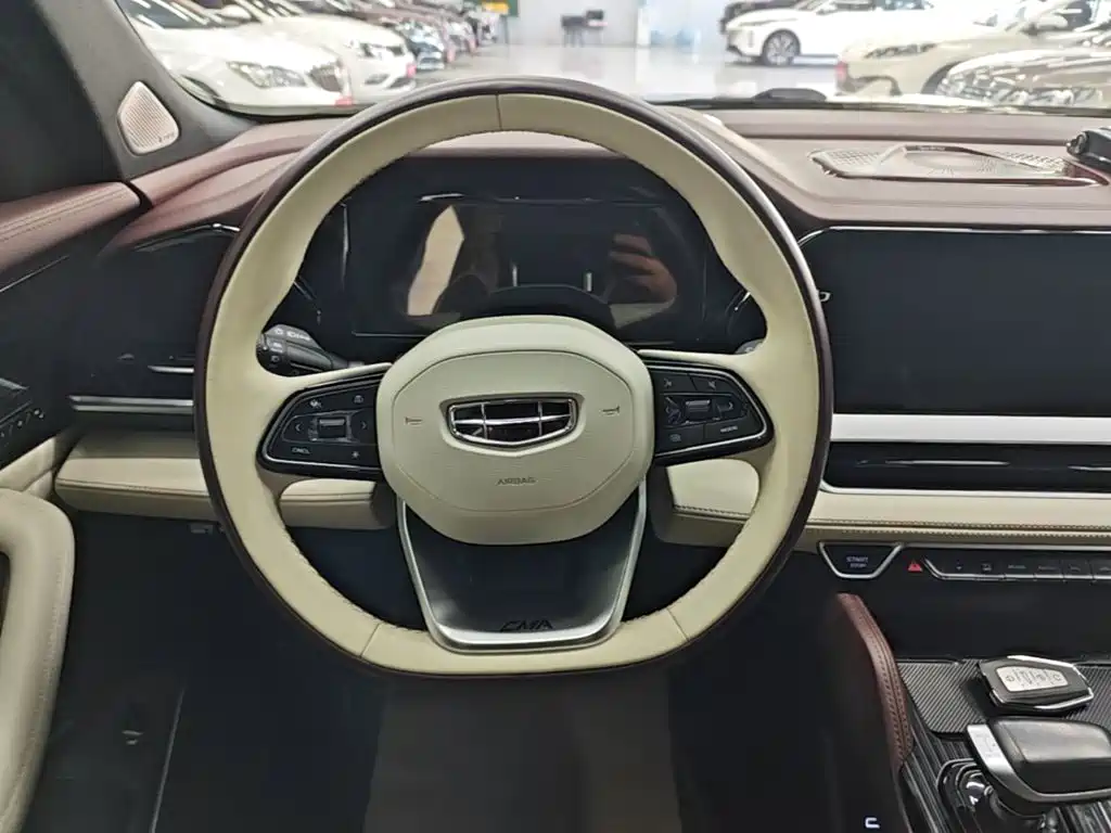 Geely Xingyue L — миниатюра 11