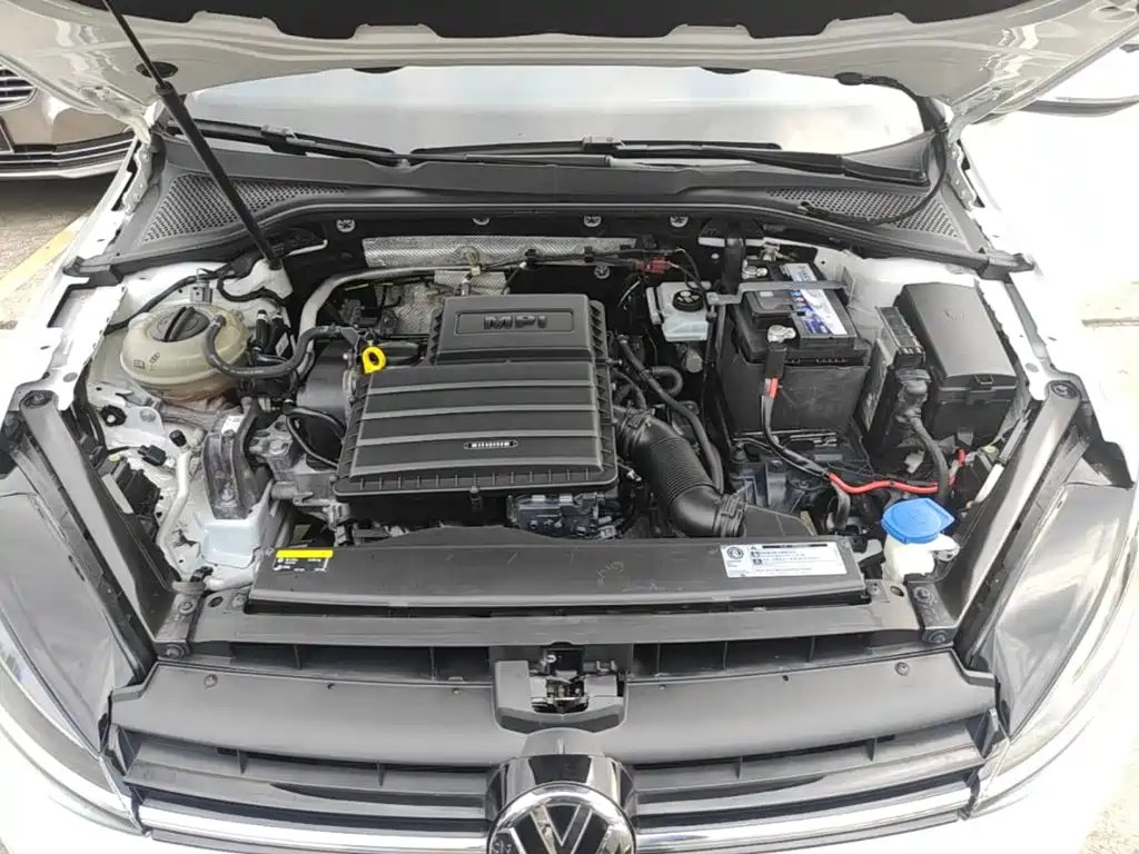 Volkswagen Golf — миниатюра 20
