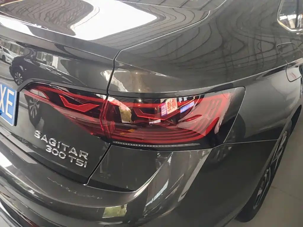 Volkswagen Sagitar — миниатюра 8