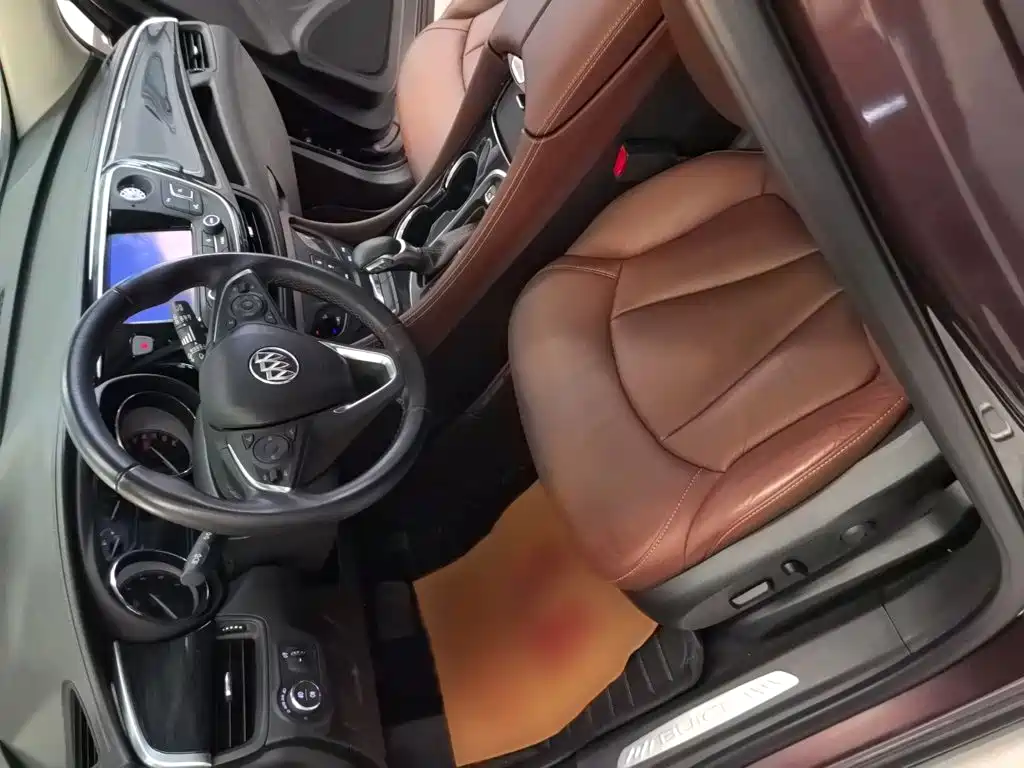 Buick Envision Plus — миниатюра 15
