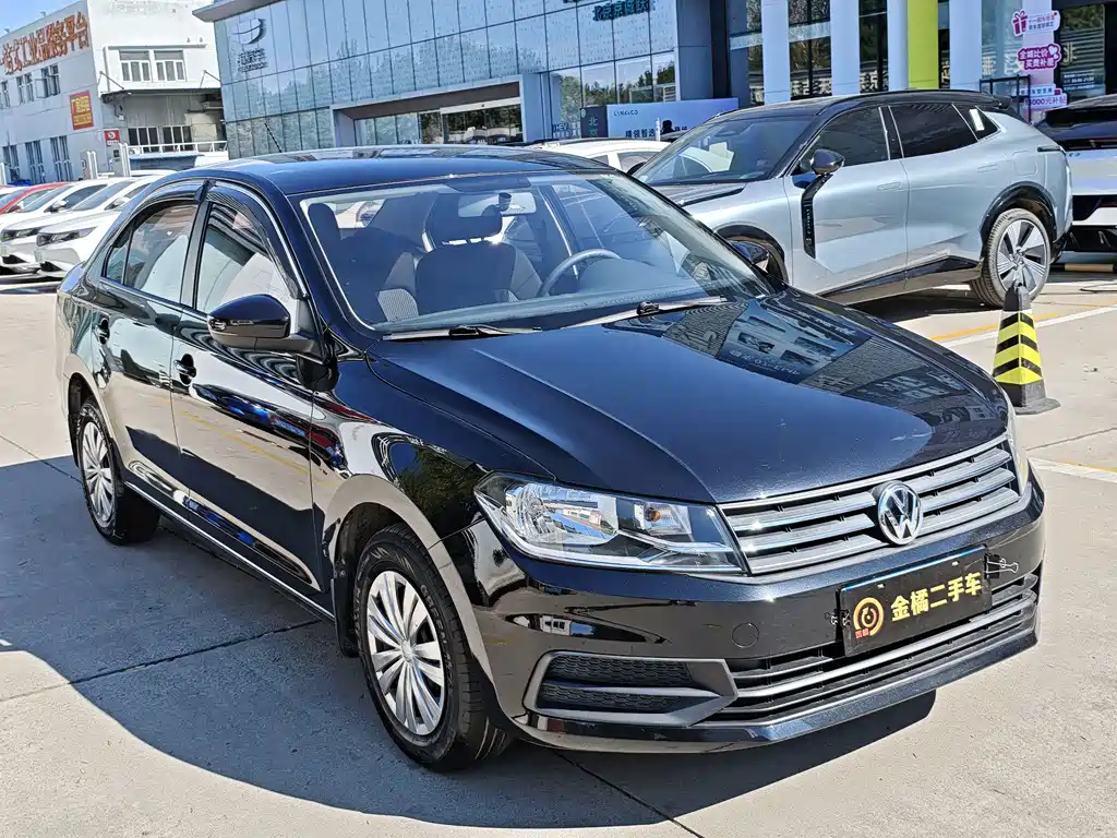 Volkswagen Santana — миниатюра 4