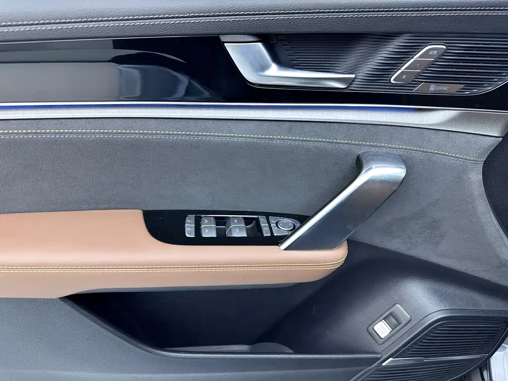 BYD Tang New Energy — миниатюра 11