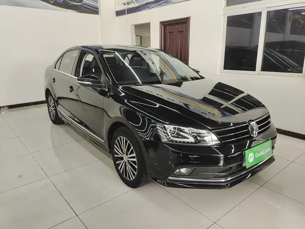 Volkswagen Sagitar — миниатюра 4
