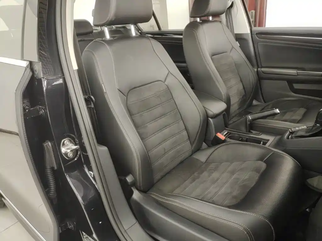Volkswagen Sagitar — миниатюра 25