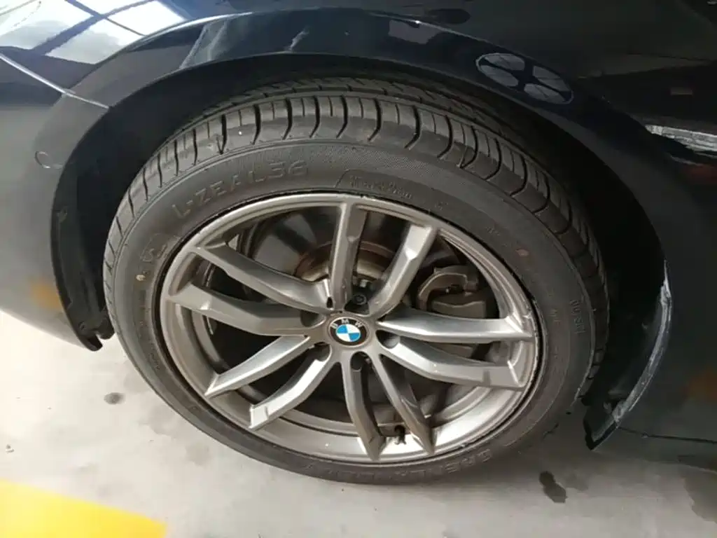BMW 5 Series (Import) — миниатюра 23